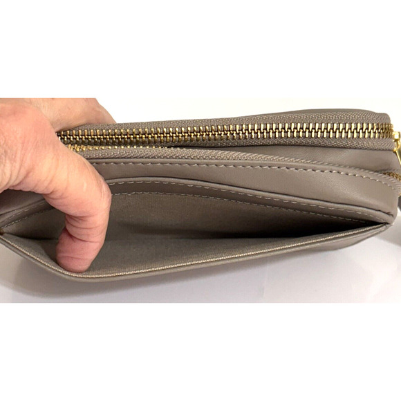 JOY & IMAN Tassel Chic Leather Wallet with RFID 603225-J Taupe 7" - Picture 7 of 7